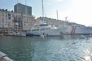 2024 09 21 TOULON- AUTOUR DU PORT (10)